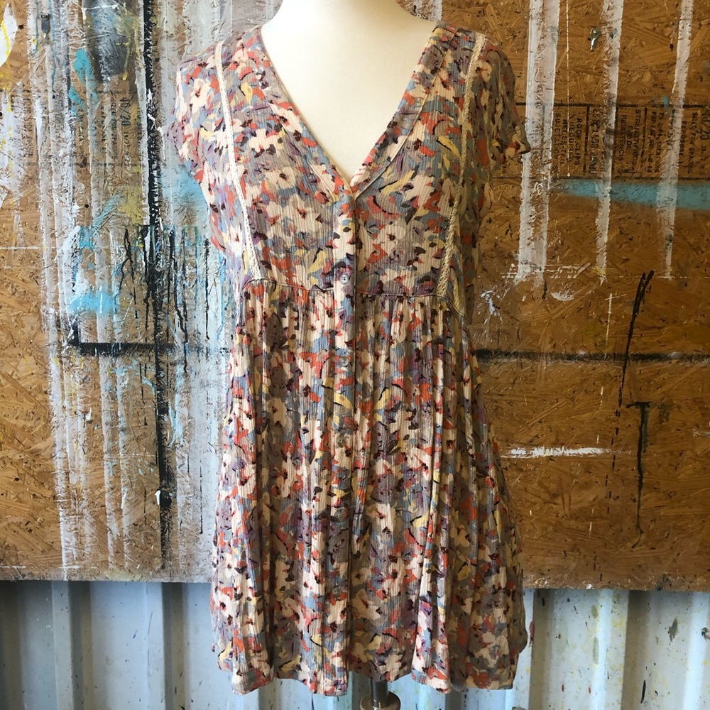 Vanessa Virginia floral button down top